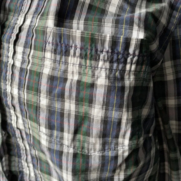 🌺American Eagle plaid button down shirt🌺 - Picture 4 of 4